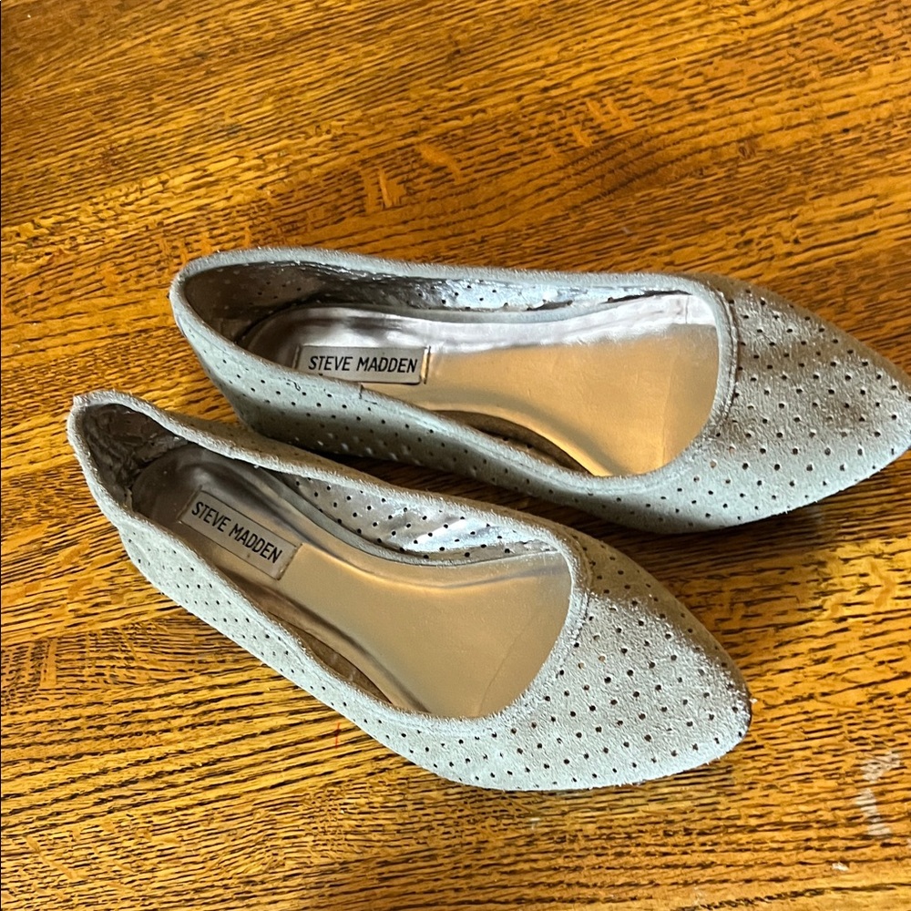 Steve Madden Women's Perforated Flats -  Beige